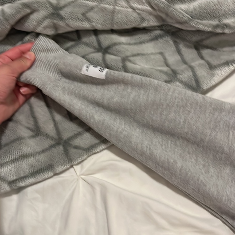 Fruit of the Loom grey cropped hoodie - Picture 8 of 9